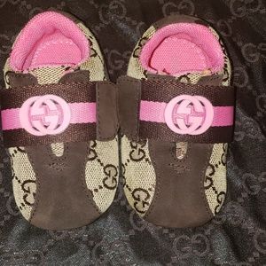 Infant Girl Gucci crib walker Sneakers